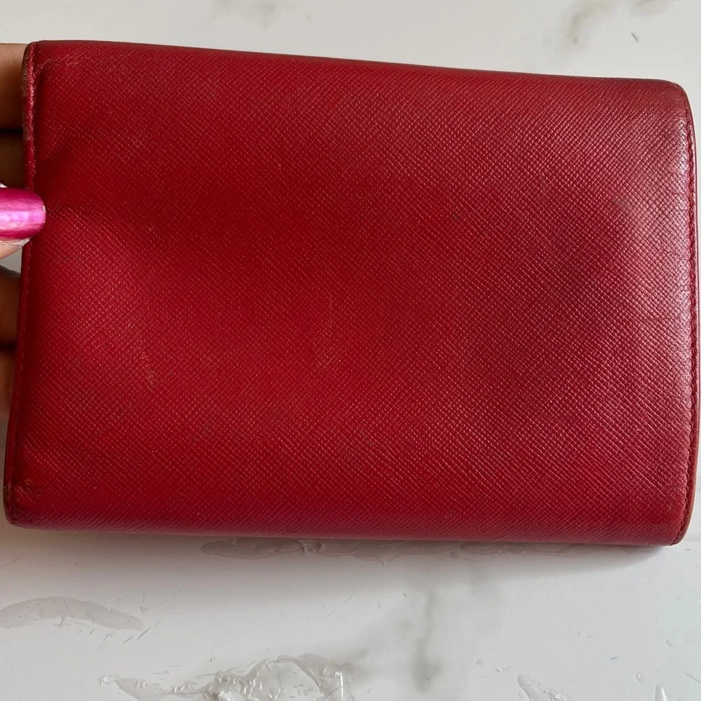 PRADA red Saffiano Leather Wallet. PRADA logo on flap. Preowned condition. - Picture 4 of 16